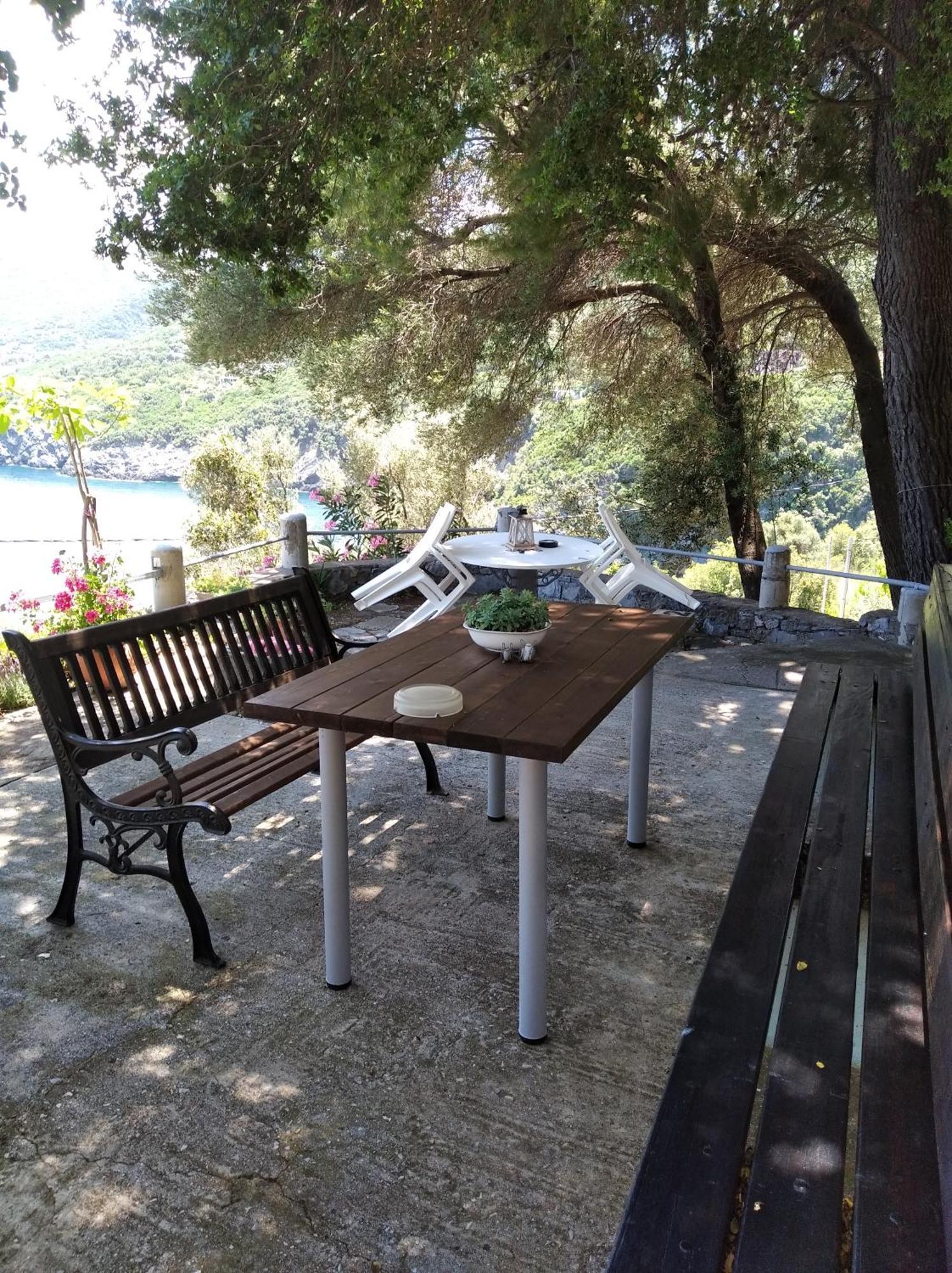 Andreas' House #Dialiskari4# Apartment Limniónas Екстериор снимка